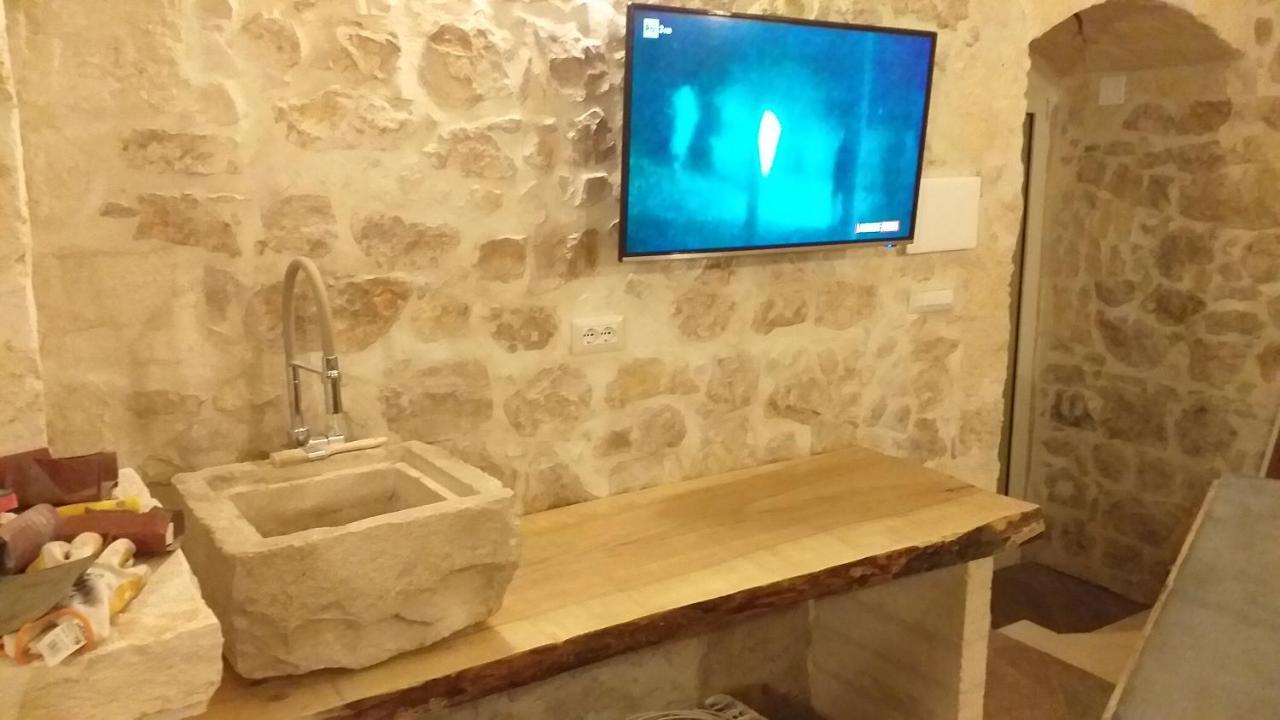 Altana Di Tufo Bed & Breakfast Molfetta Bagian luar foto