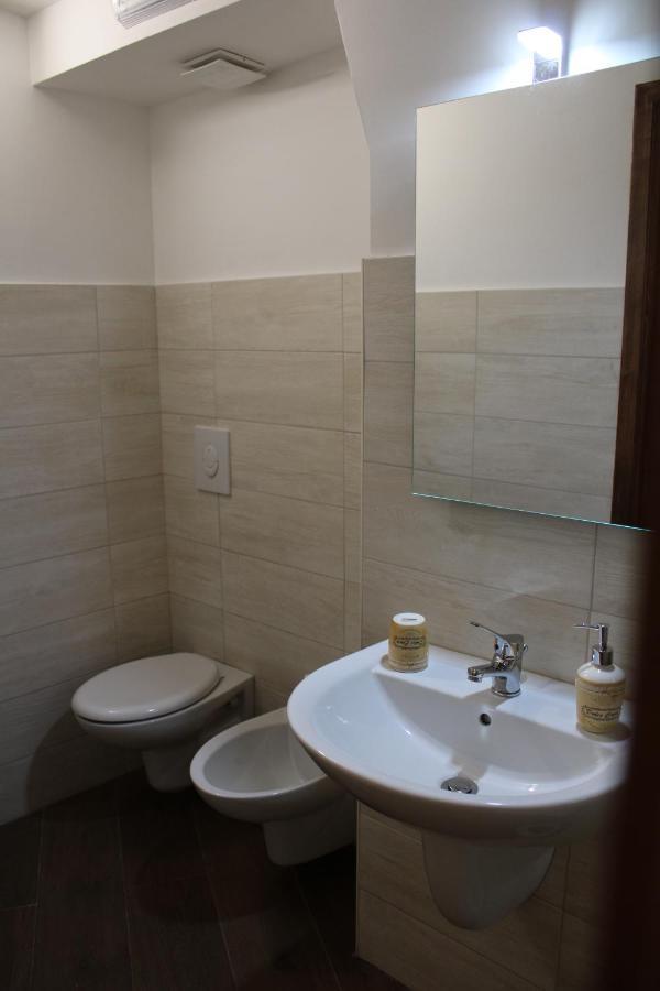 Altana Di Tufo Bed & Breakfast Molfetta Bagian luar foto