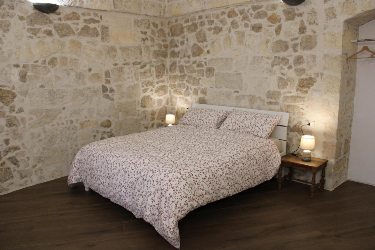 Altana Di Tufo Bed & Breakfast Molfetta Bagian luar foto
