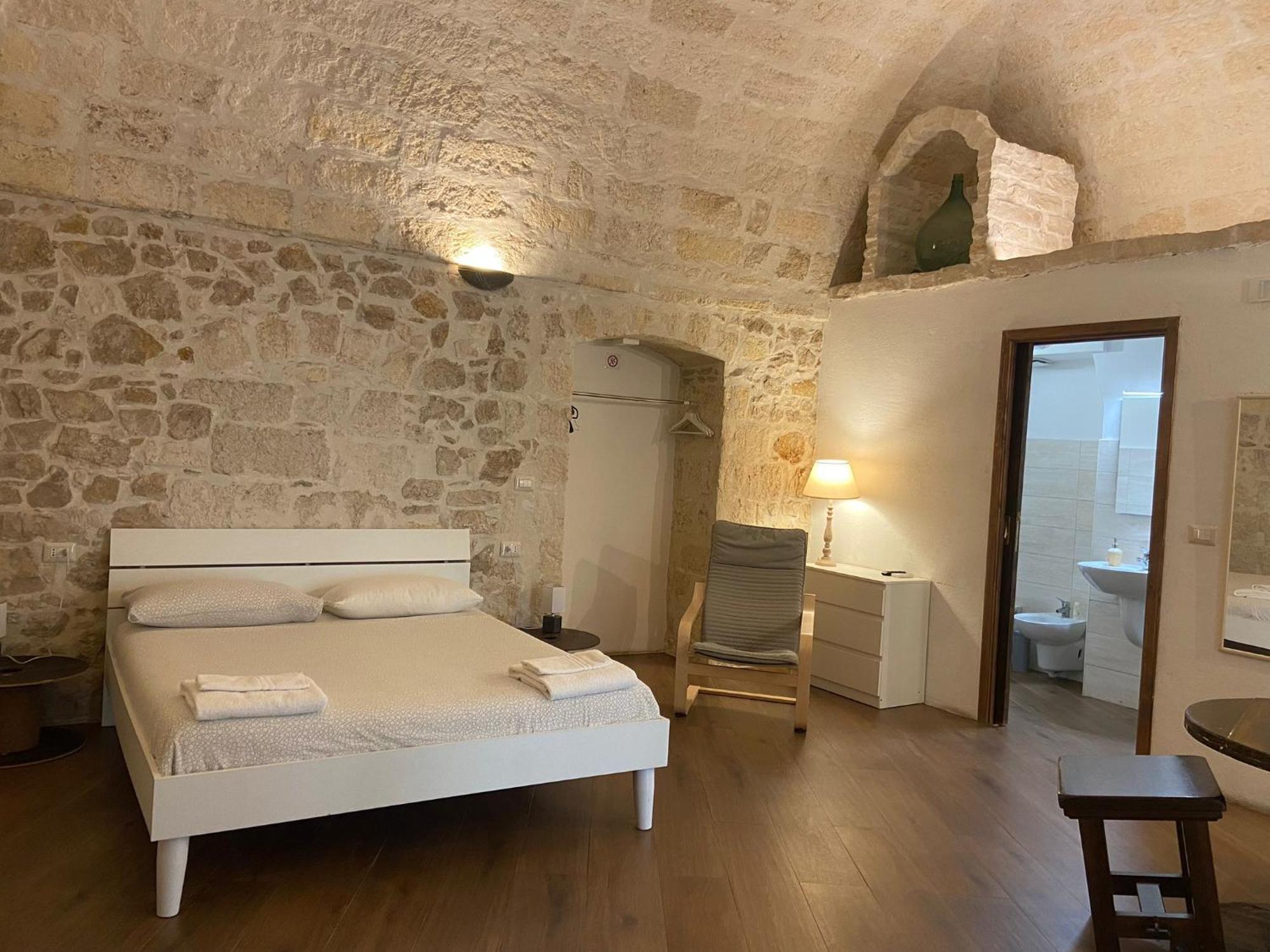 Altana Di Tufo Bed & Breakfast Molfetta Bagian luar foto
